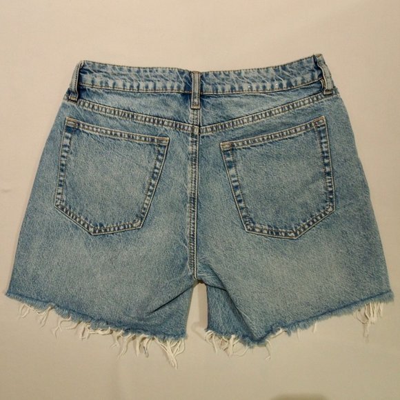 Garage Mom Shorts (S) - Picture 2 of 2